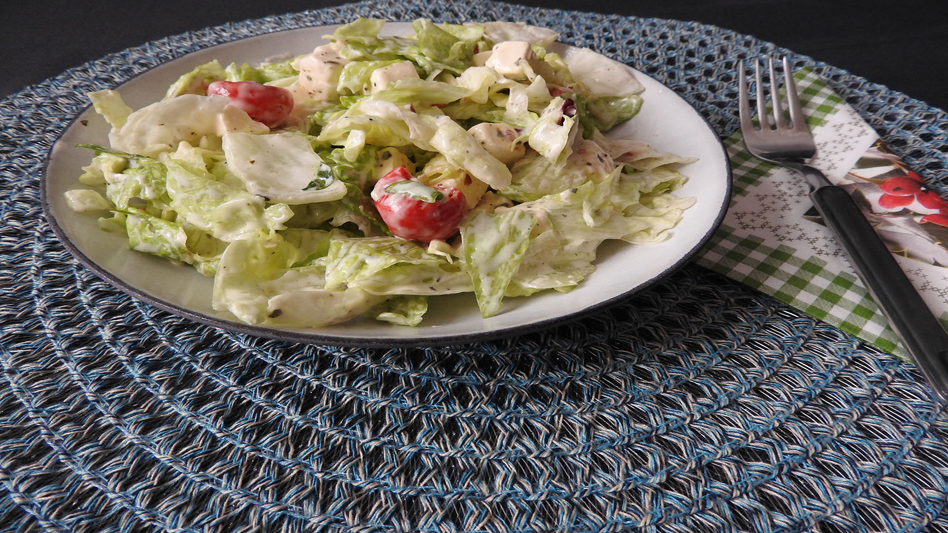 Antipasti-Salat mit Knoblauch auf Kochen-verstehen.de
