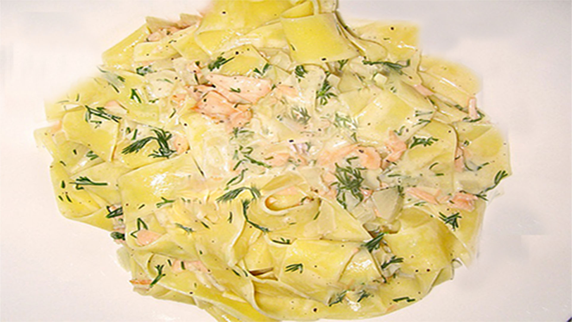 Dill-Räucherlachs mit Bandnudeln (Rezept mit Bild) auf Kochen-verstehen.de