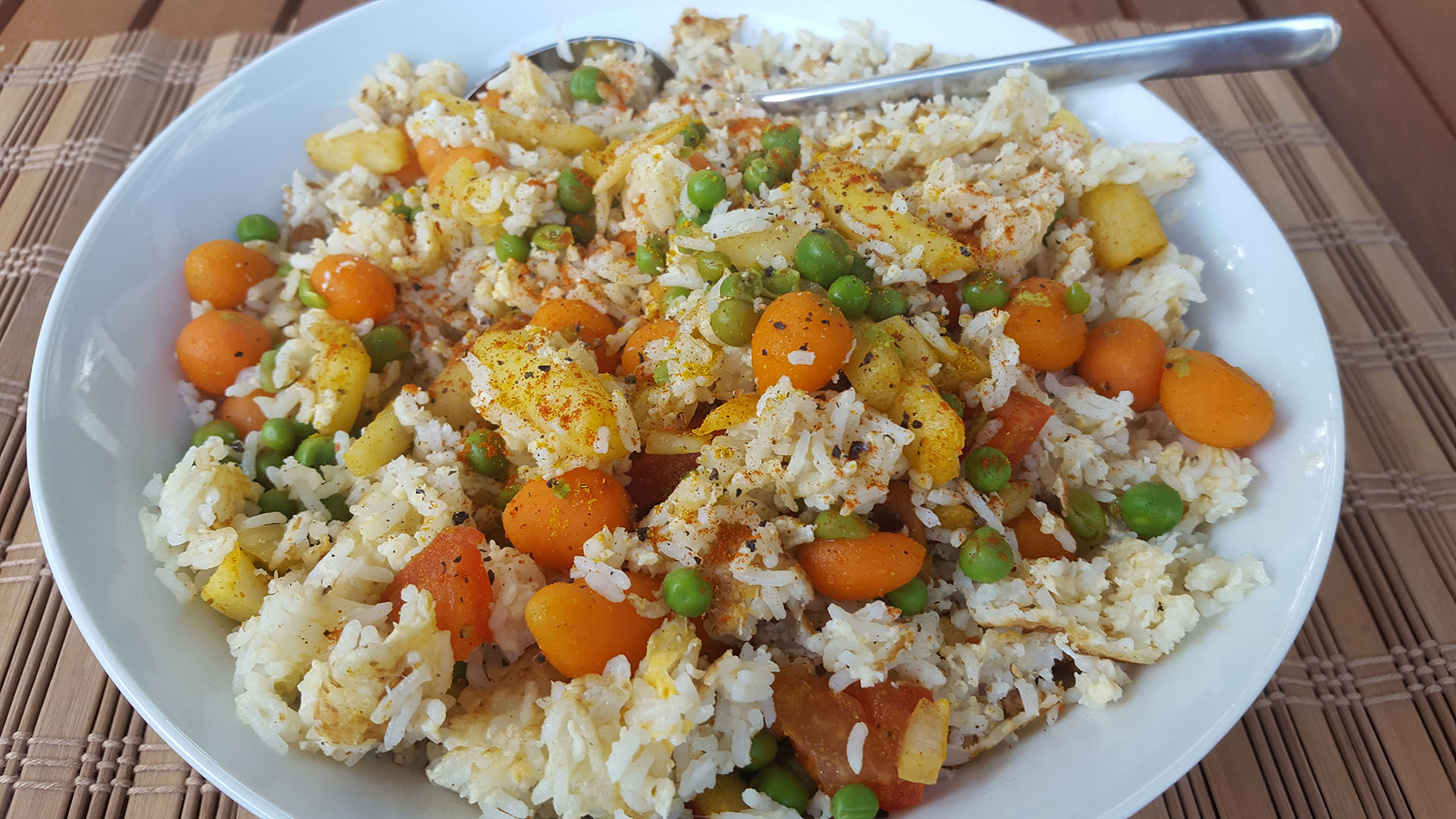 Gebratener Eierreis mit Kaisergemüse (Rezept mit Bild) | Kochen ...