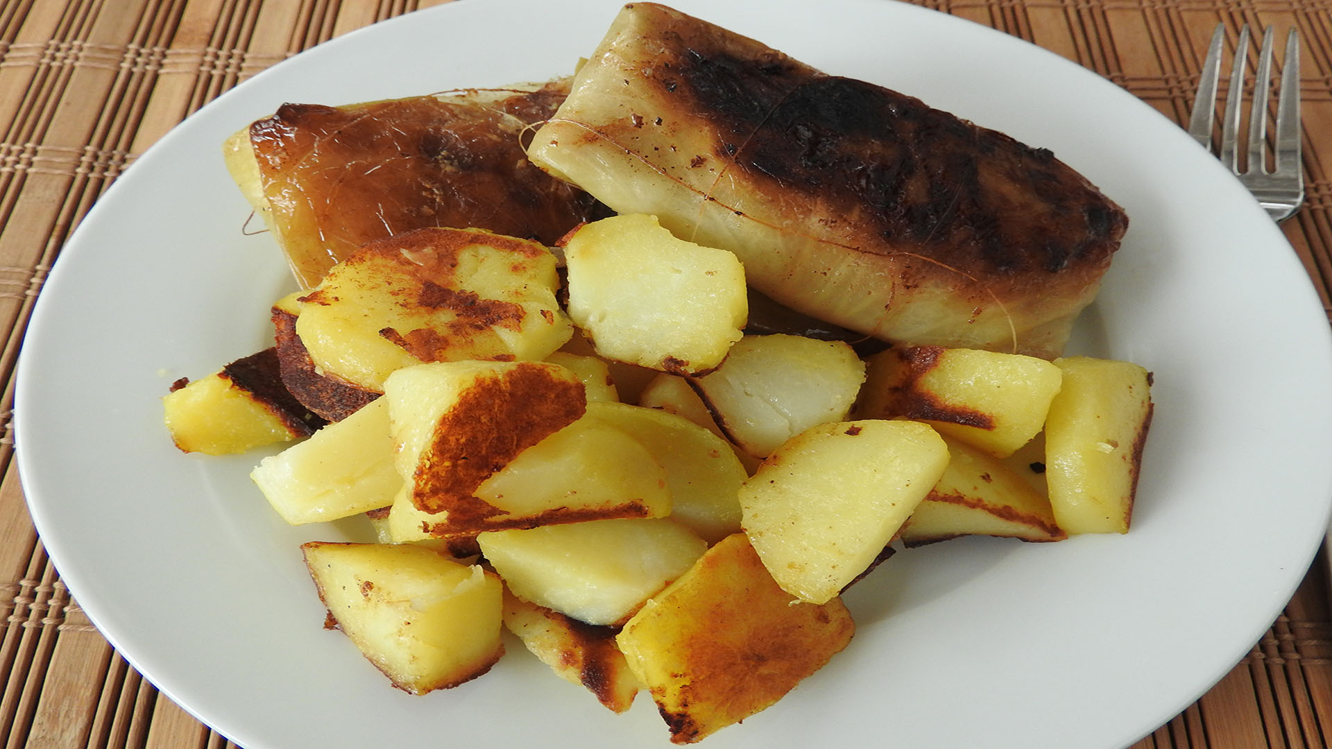 Kohlrouladen mit Bratkartoffeln auf Kochen-verstehen.de