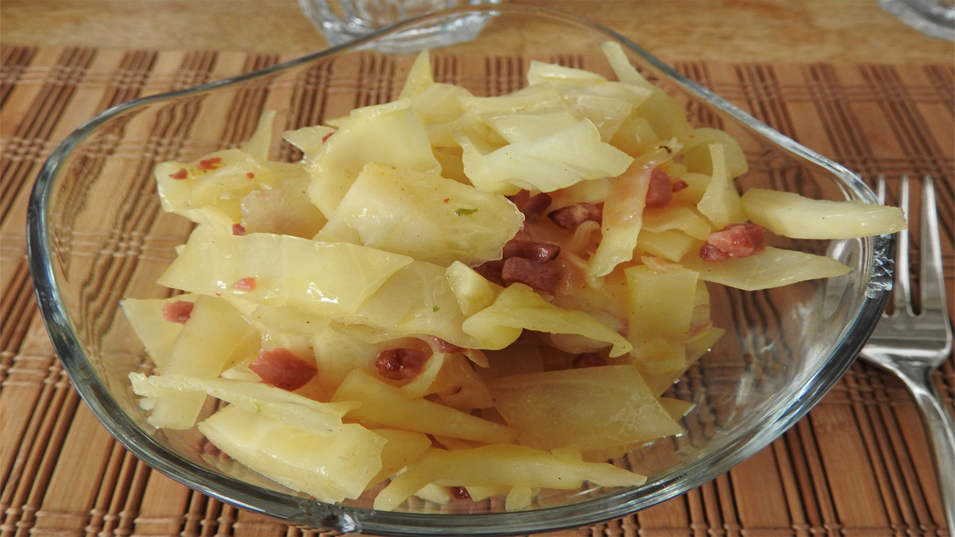 Krautsalat mit Schinken auf Kochen-verstehen.de