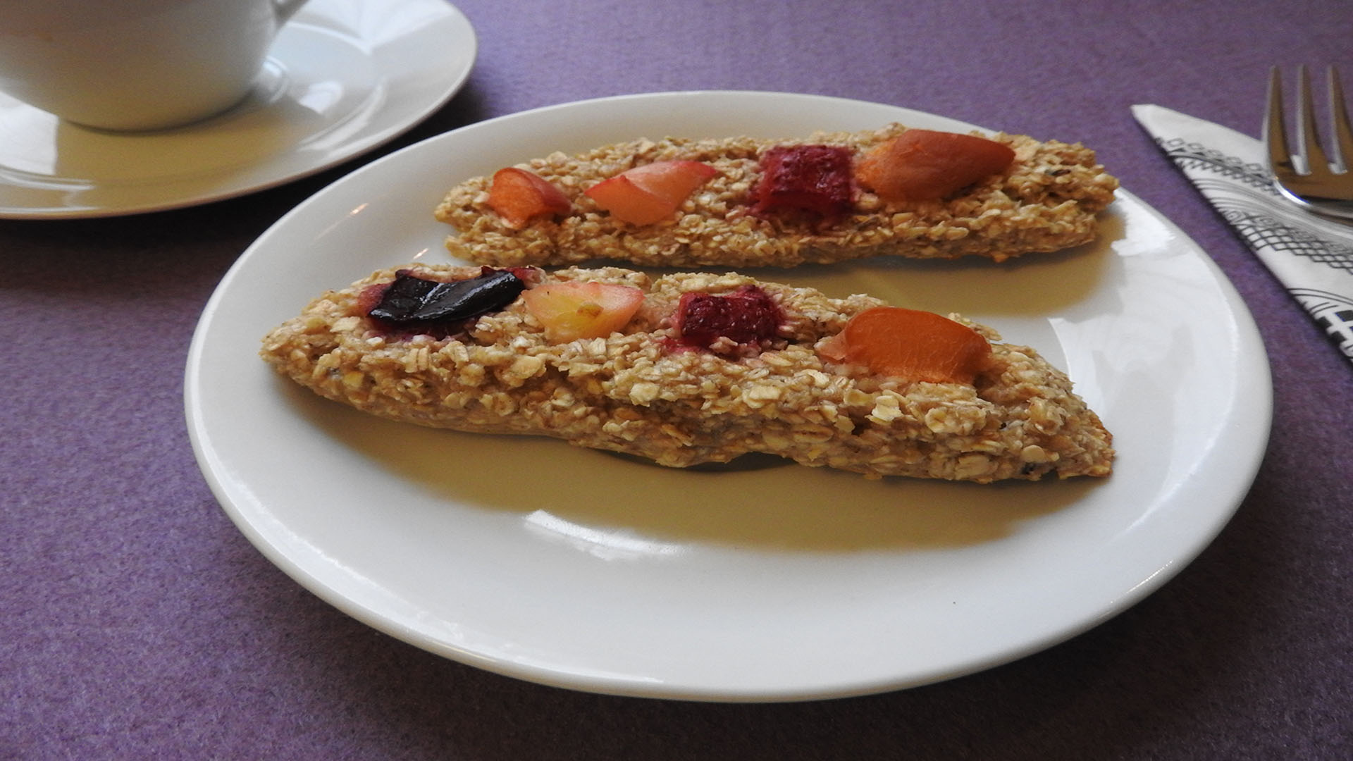 Müsliriegel mit Obst auf Kochen-verstehen.de