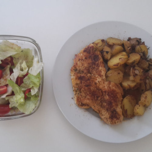 Bratkartoffeln mit Hähnchen und Salat (Rezept mit Bild) auf Kochen-verstehen.de