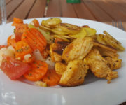 Bratkartoffeln mit Pute und Kaisergemüse auf Kochen-verstehen.de
