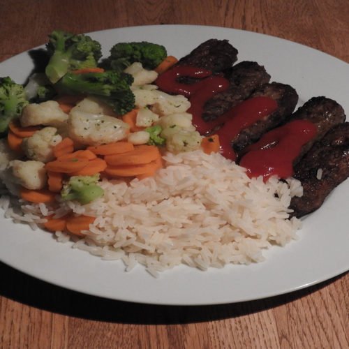 Ćevapčići mit Reis und Kaisergemüse (Rezept mit Bild) auf Kochen-verstehen.de