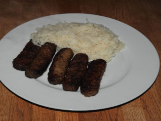 Ćevapčići mit Reis (Rezept mit Bild) auf Kochen-verstehen.de