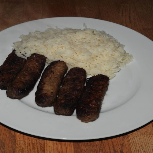 Ćevapčići mit Reis (Rezept mit Bild) auf Kochen-verstehen.de