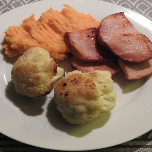 Gebackener Blumenkohl mit Kasseler und Kartoffelstampf auf Kochen-verstehen.de