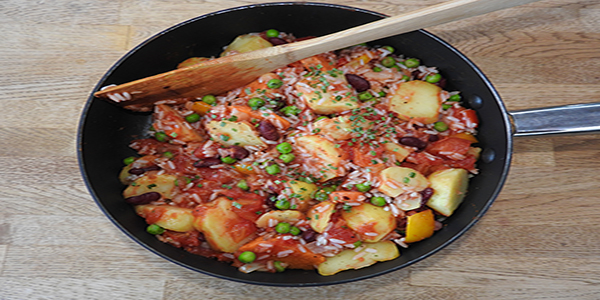 Kartoffelpfanne mit Erbsen und Bohnen