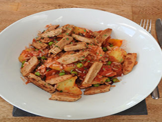 Kartoffelpfanne mit Gemüse und Fleischersatz