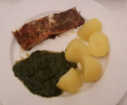 Lachs Toskana mit Spinat und Kartoffeln