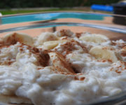 Milchreis mit Proteinpulver und Magerquark auf Kochen-verstehen.de