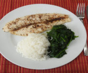 Pangasius mit Reis und Spinat