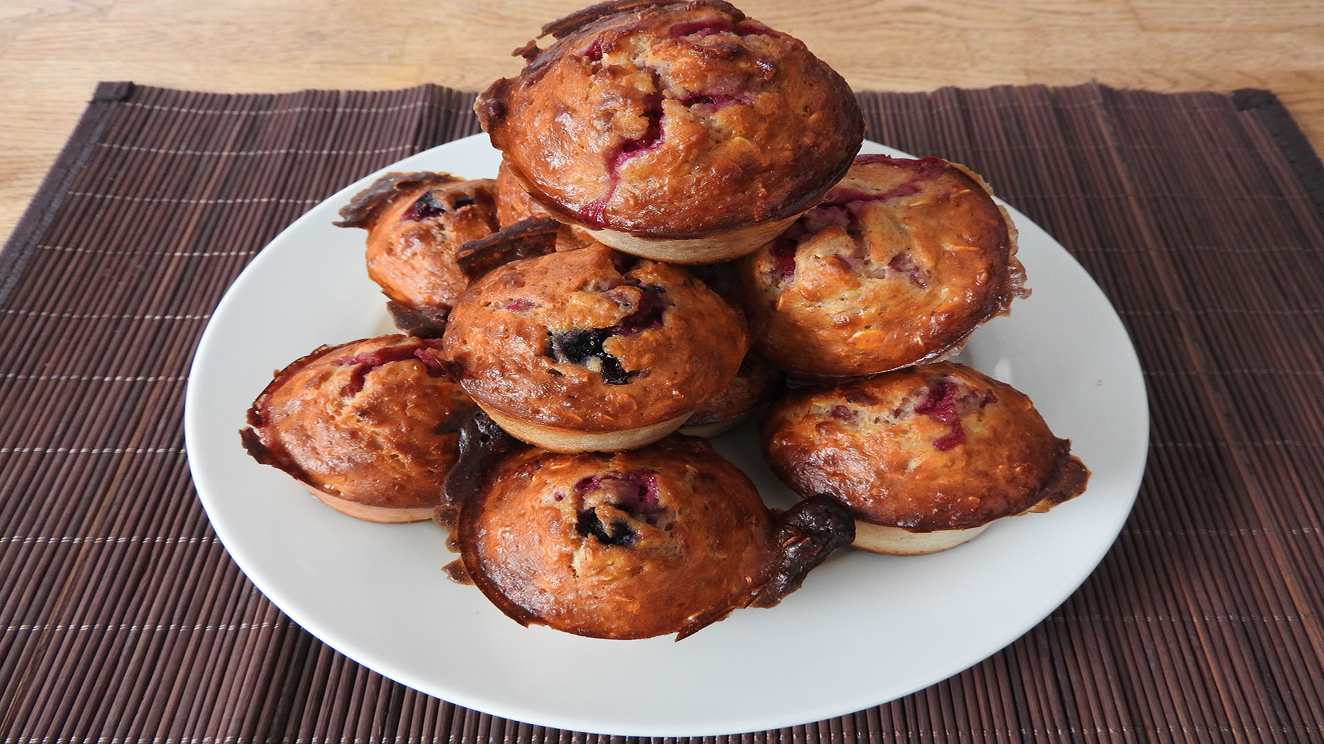 Protein-Muffins mit Fruchtfüllung | Kochen-verstehen.de