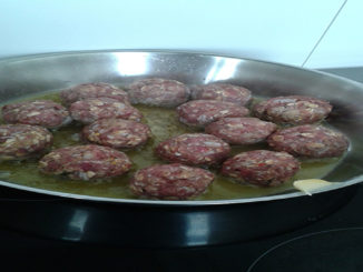 Frikadellen nach Hausfrauenart auf Kochen-verstehen.de