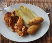 Spargel mit Kartoffeln und Putenbrust auf Kochen-verstehen.de