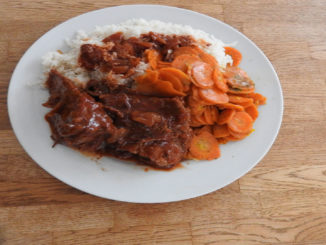 Steakbraten mit Möhren und Reis auf Kochen-verstehen.de