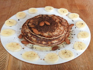 Vanille-Pancake mit Banane auf Kochen-verstehen.de