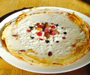 Vanille-Pancakes mit Früchtecreme