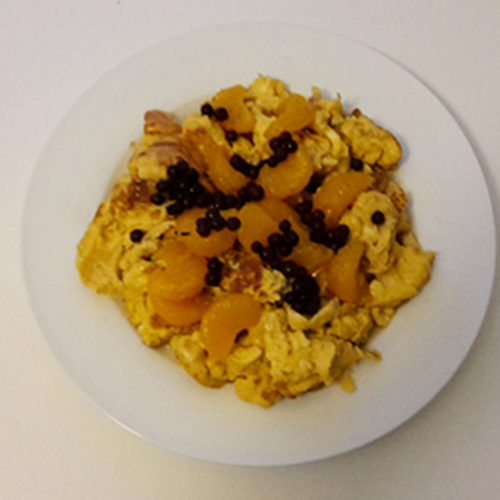 Vanille-Rührei mit Mandarinen und Heidelbeeren (Rezept mit Bild) auf Kochen-verstehen.de