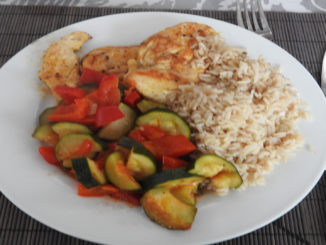Zucchini mit Reis und Hähnchen auf Kochen-verstehen.de